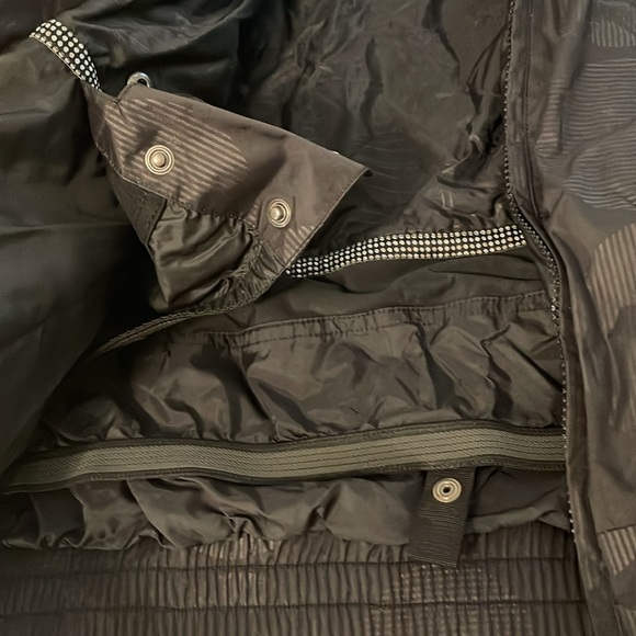 Burton black womens xl snow boarding jacket - Picture 3 of 12